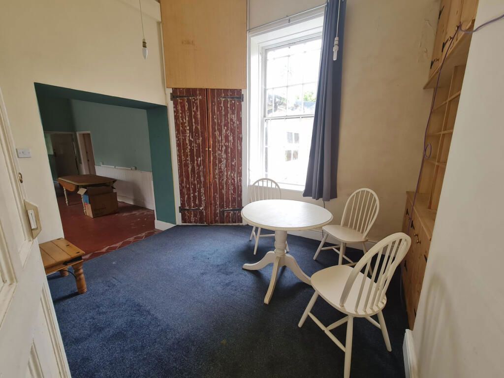 Property photo 3 of 48