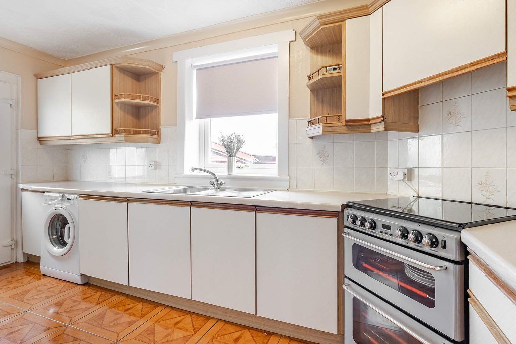 Property photo 2 of 29