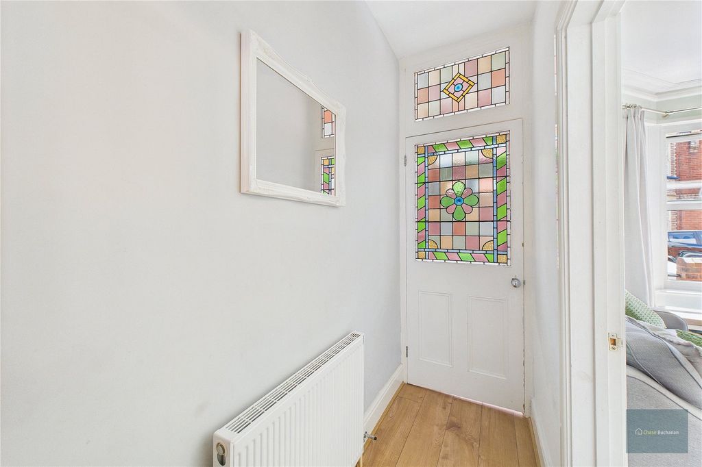 Property photo 3 of 14 Picture No. 14