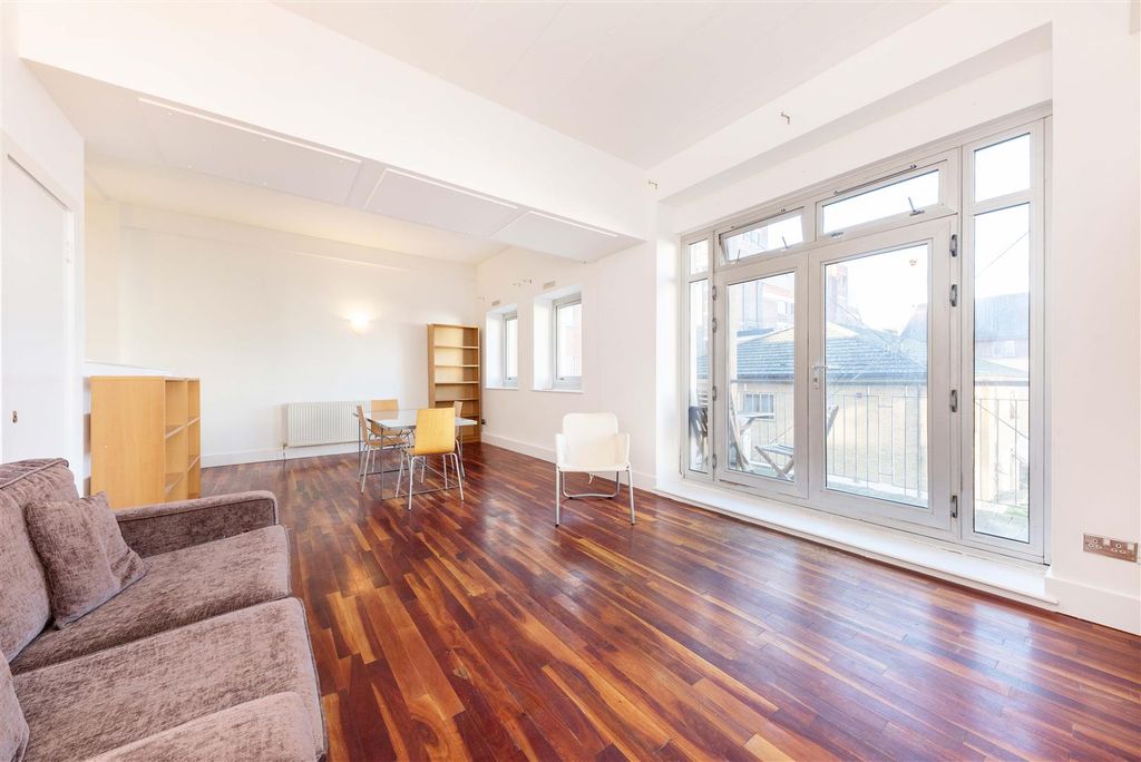 Property photo 2 of 11 Reception Room