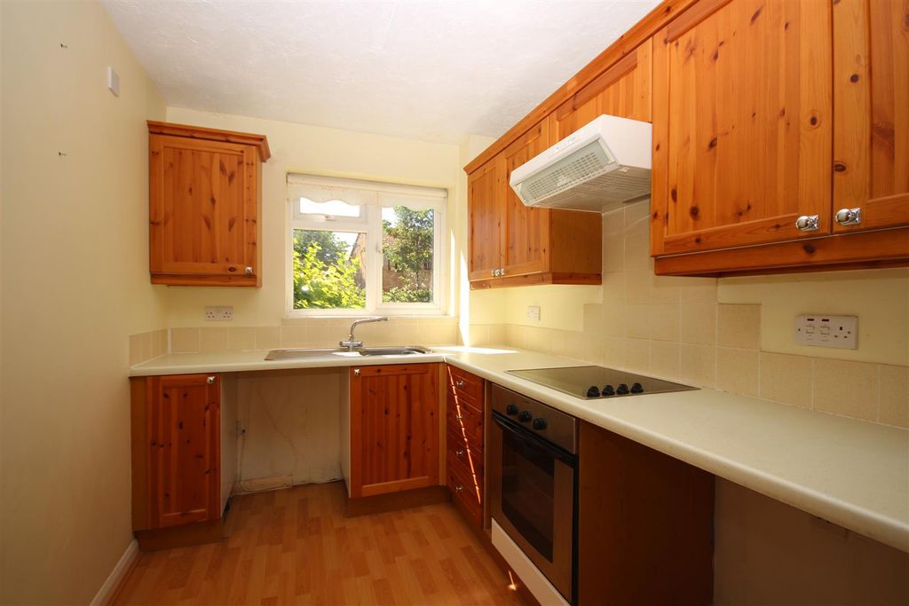 Property photo 2 of 6