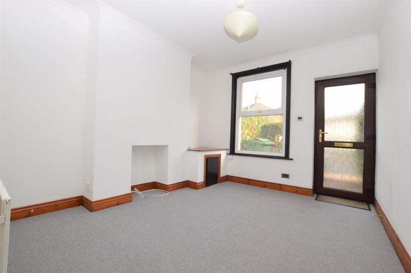 Property photo 2 of 8 Gallery