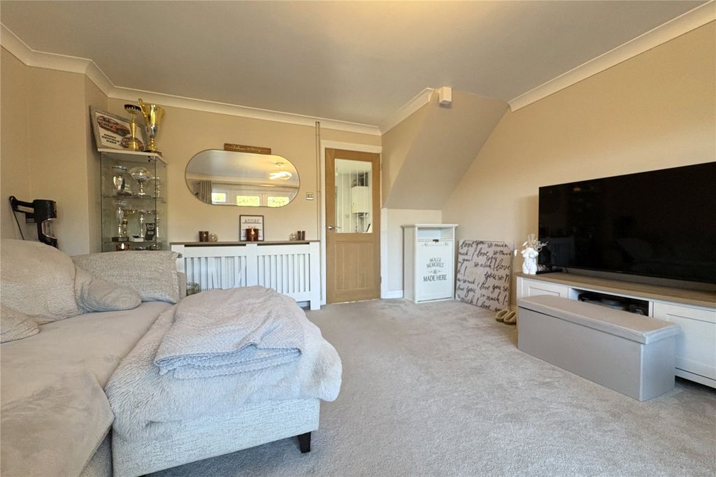 Property photo 2 of 10 Picture No. 08