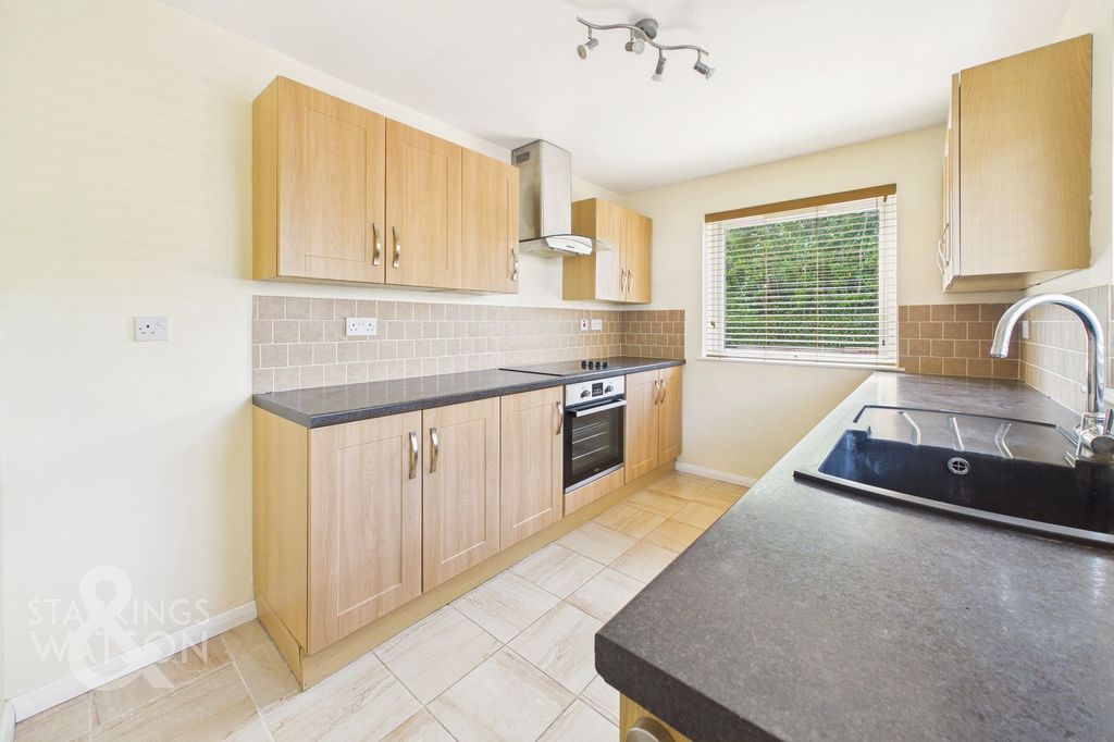 Property photo 3 of 22