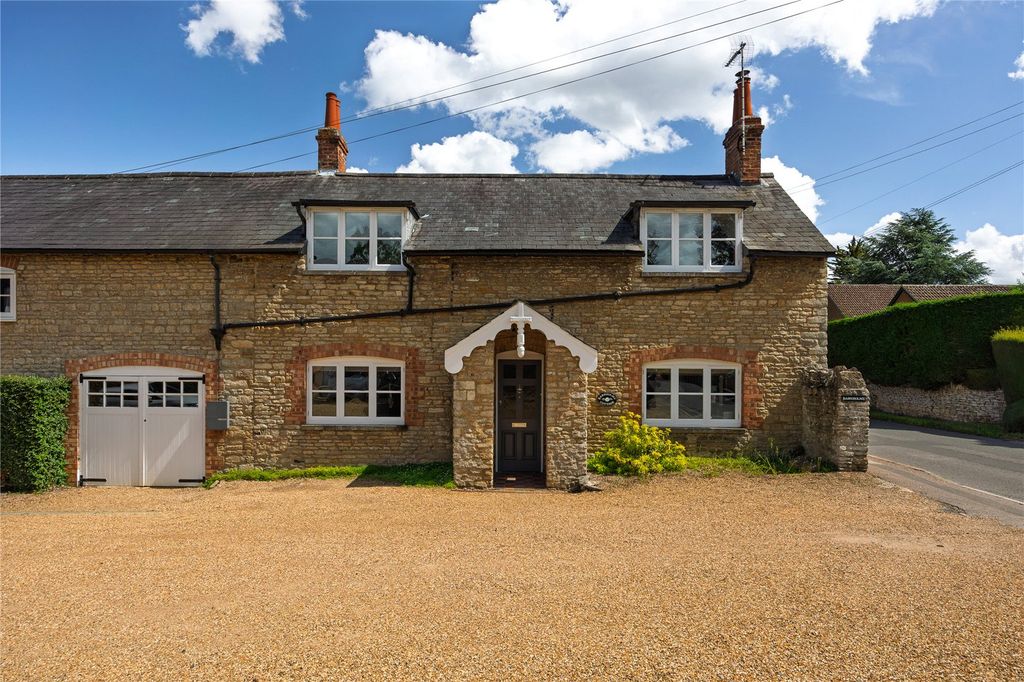 Property photo 1 of 31 Picture No. 04