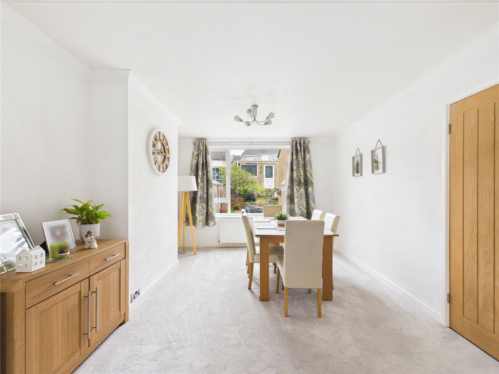 Property photo 3 of 18 Picture No. 04