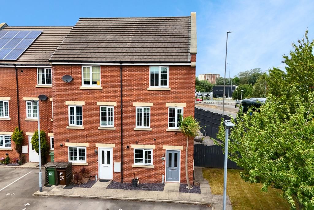 Property photo 1 of 35 32.Png