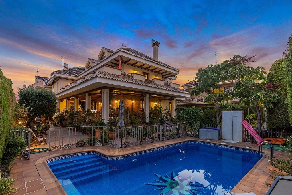 Property photo 1 of 50