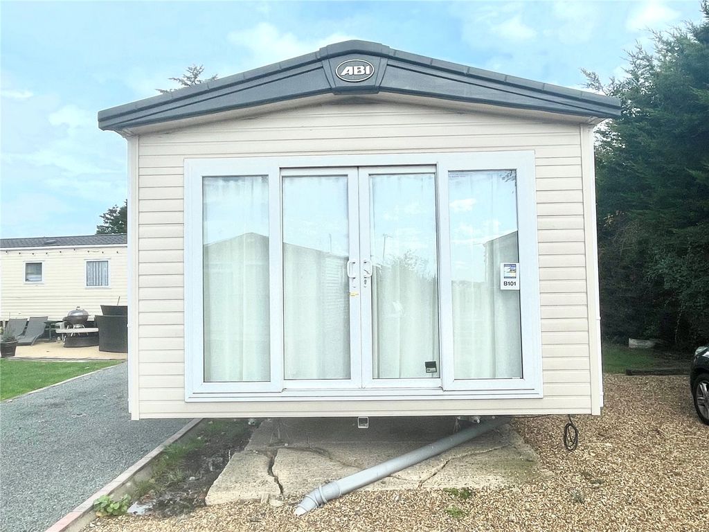 Property photo 1 of 10 Picture No. 01