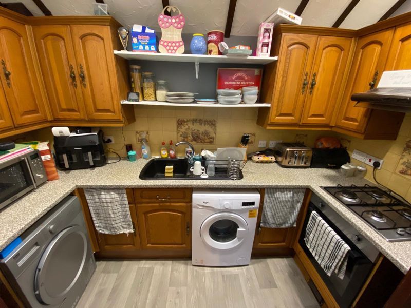 Property photo 3 of 7 Photo 10