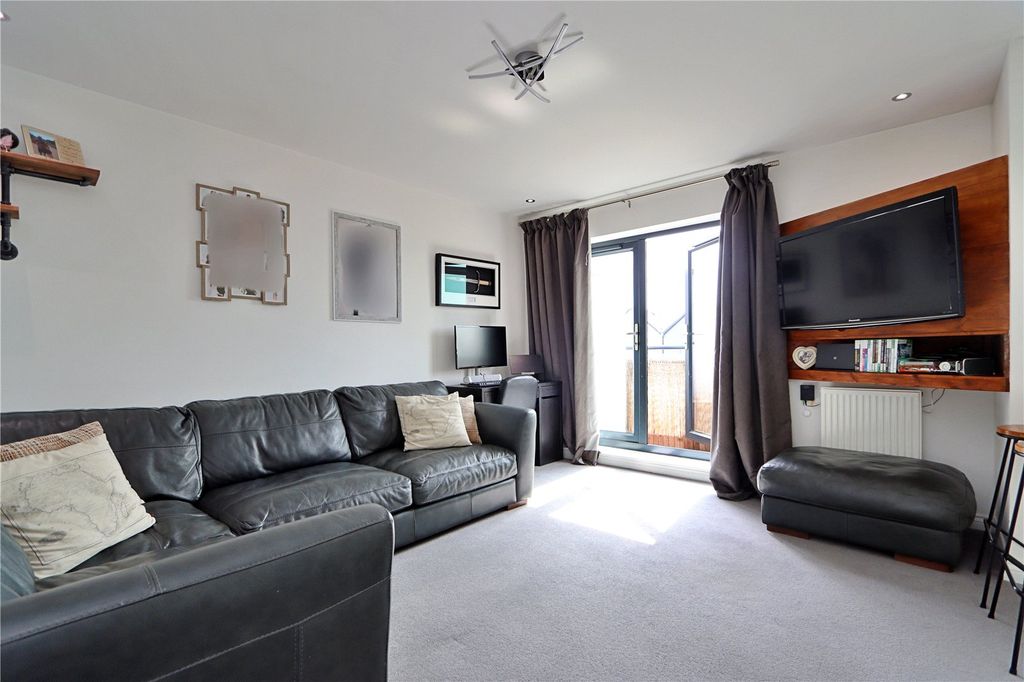 Property photo 2 of 14 Picture No. 06