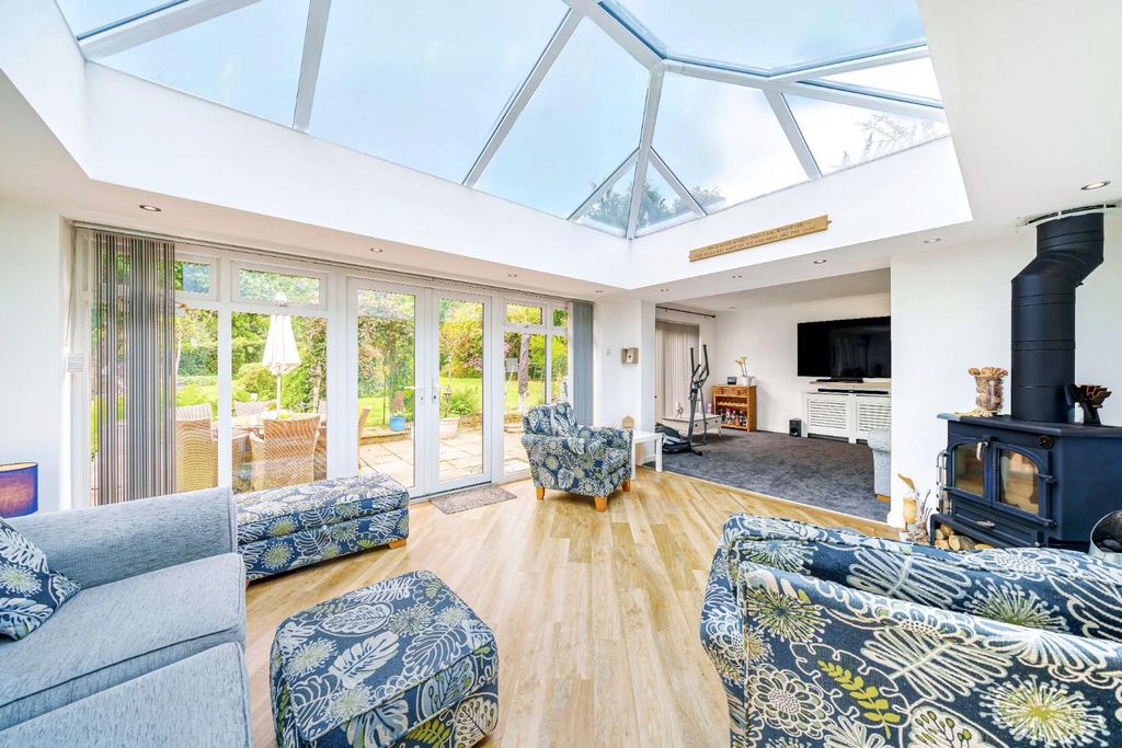 Property photo 3 of 25 Orangery.Jpg