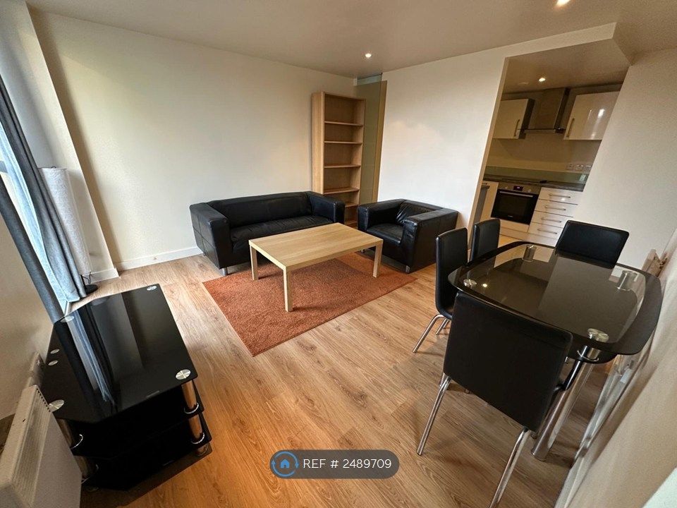 Property photo 2 of 13