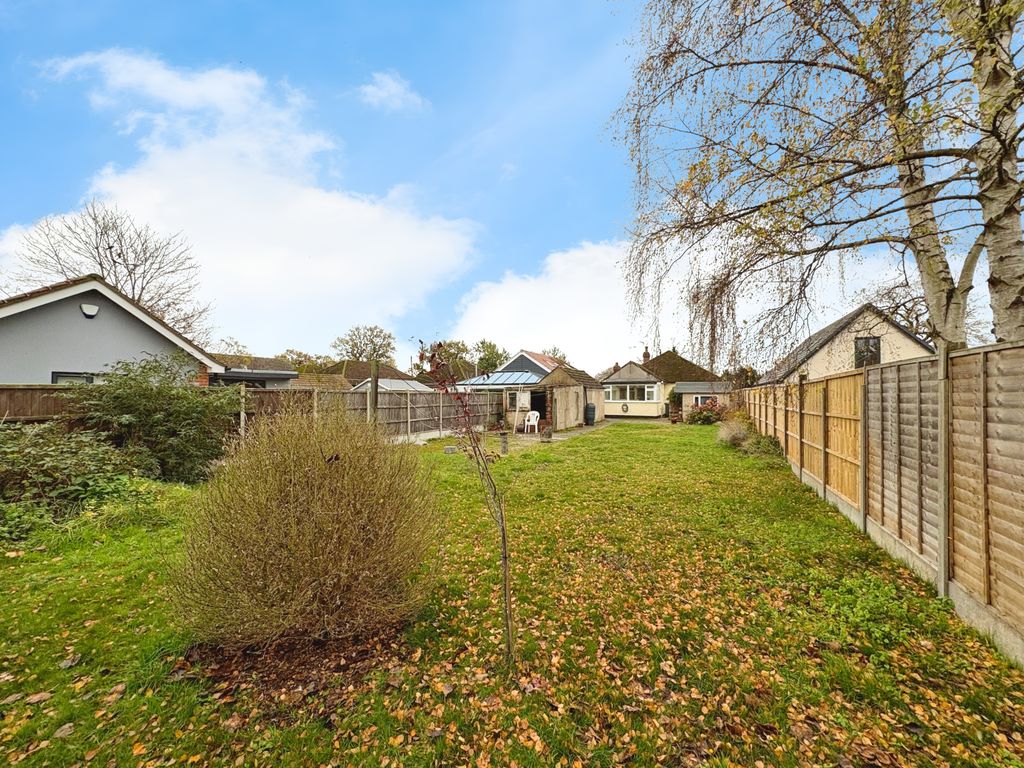 Property photo 2 of 14 E93B6998-Img_7156