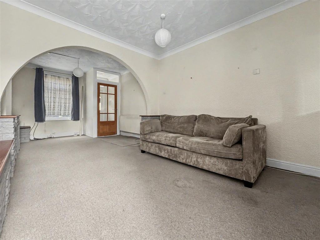 Property photo 3 of 9 8_70c50695-c81B-4c50-9E33-0Ea781341F75.Jpeg