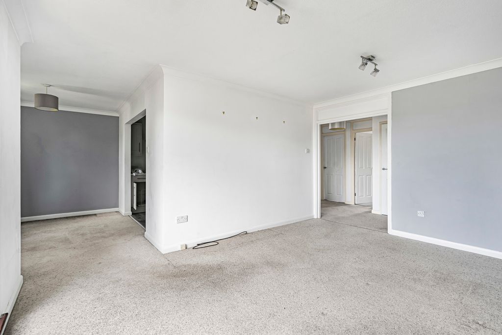 Property photo 3 of 17 16_86712