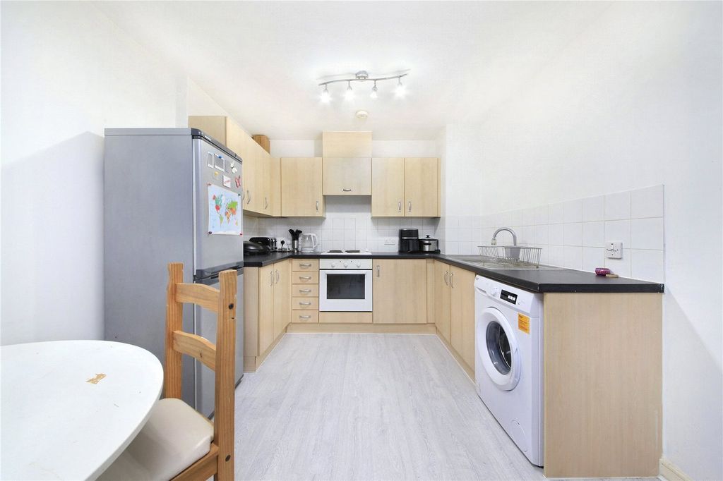 Property photo 3 of 11 Picture No. 05