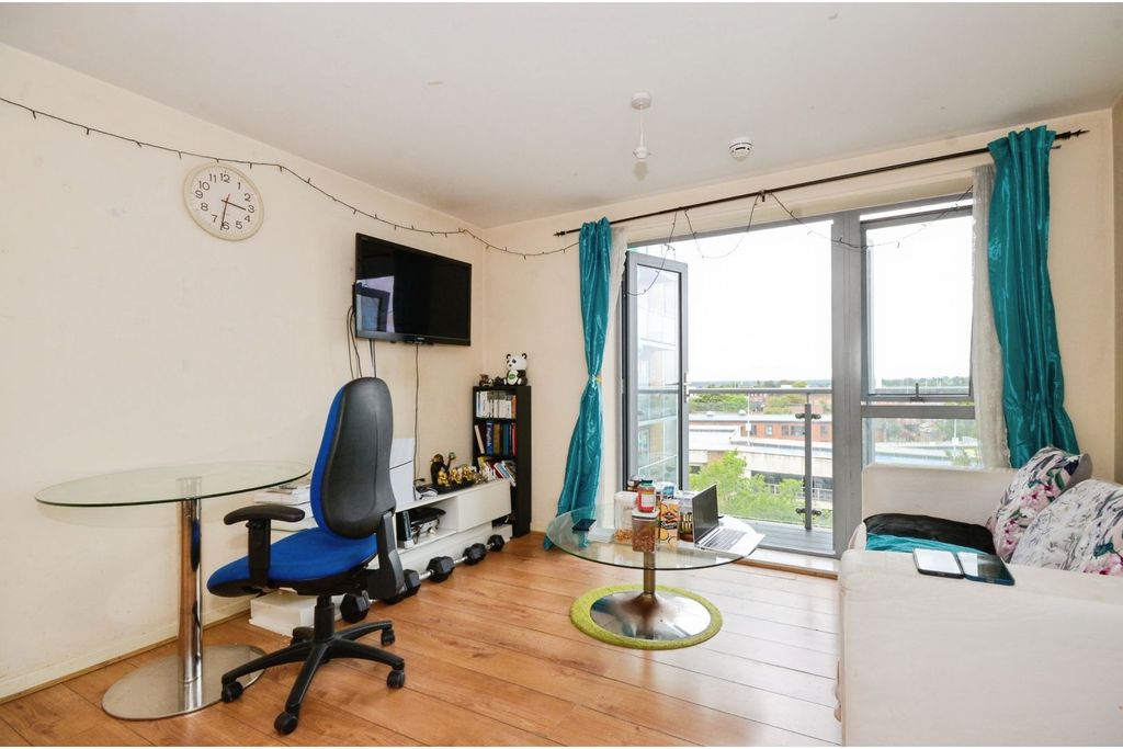 Property photo 3 of 20 Open Plan Living