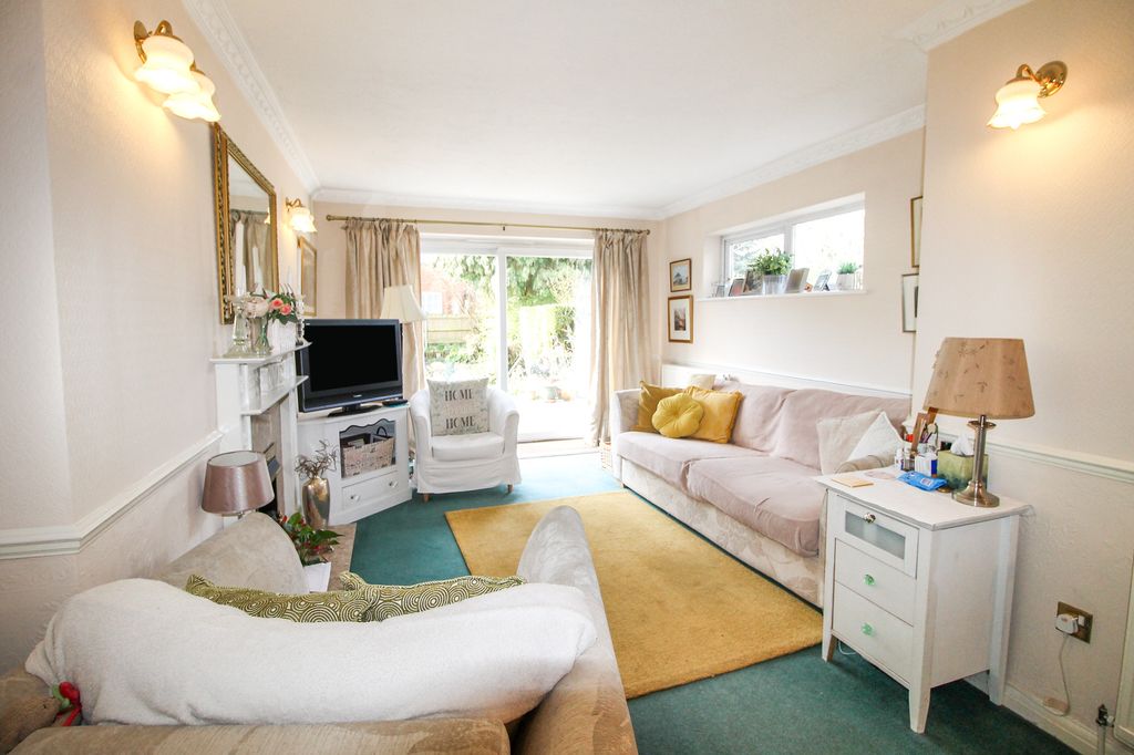 Property photo 2 of 15