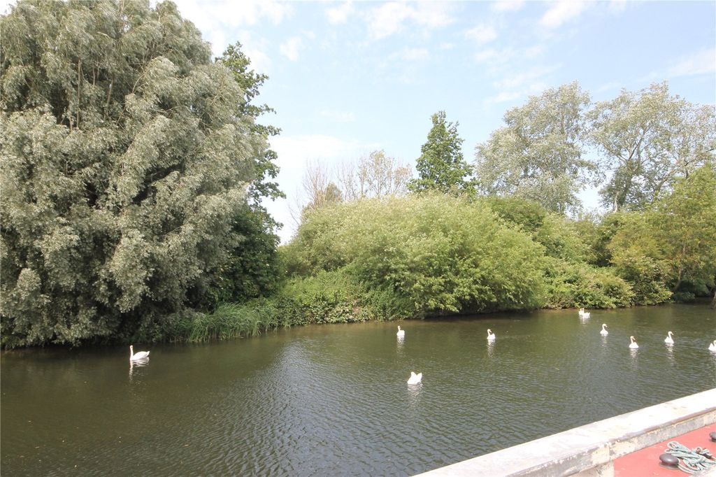 Property photo 2 of 2 River Cam