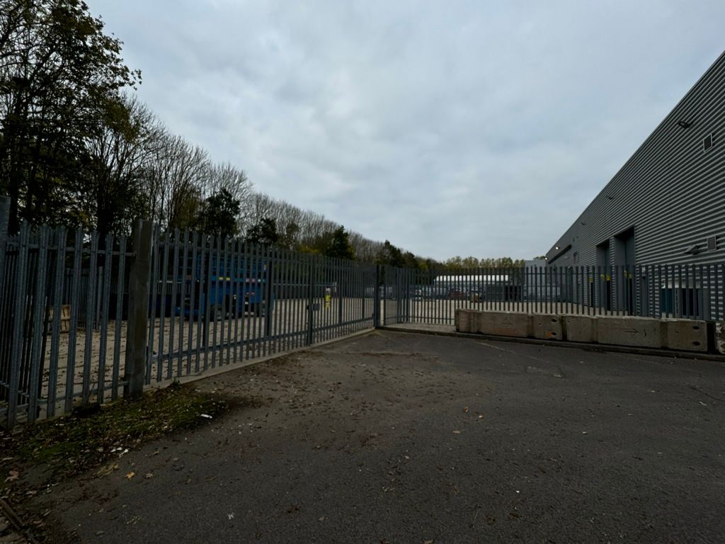 Property photo 3 of 10 Photo 18