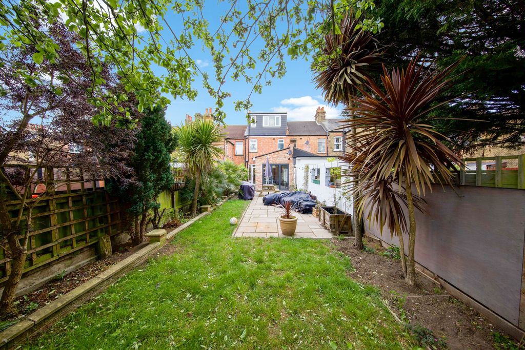 Property photo 3 of 12 Photo