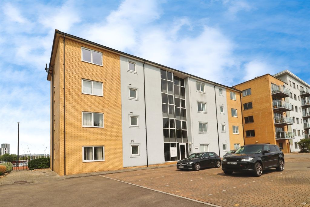 Additional image 16 of 2 bed flat for saleMarconi Avenue, Penarth CF64