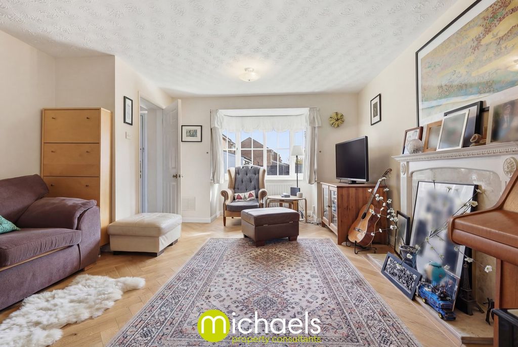 Property photo 2 of 25