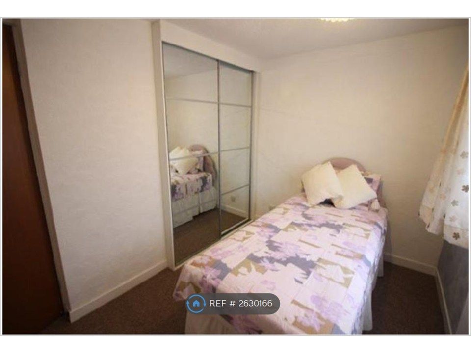 Property photo 2 of 10 2nd Bedroom