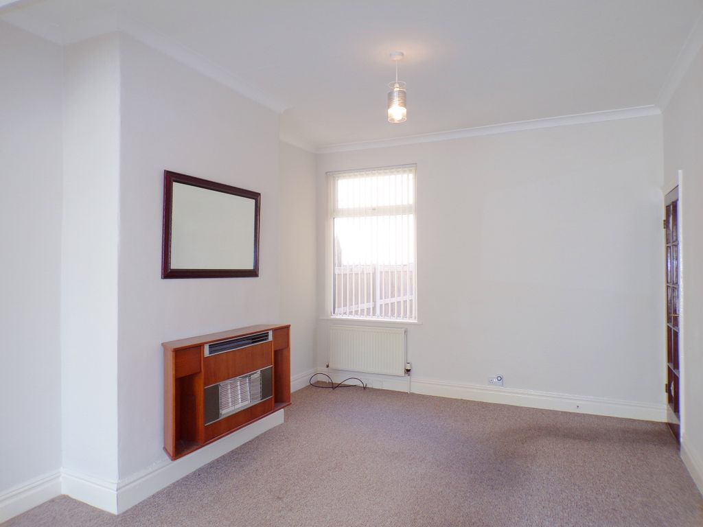 Property photo 3 of 13 Dining Room