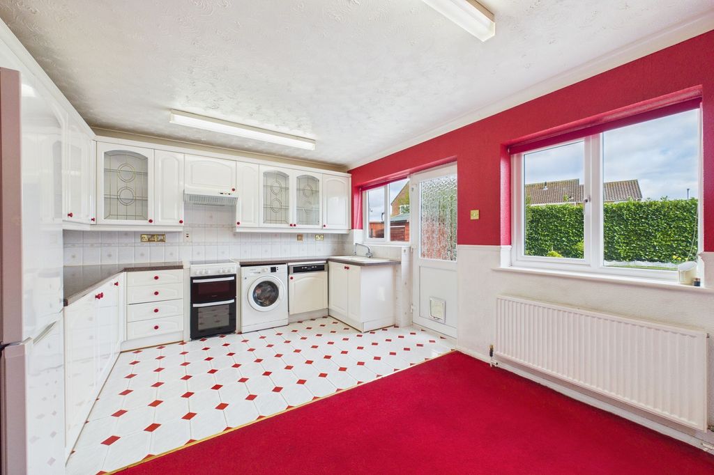 Property photo 2 of 15