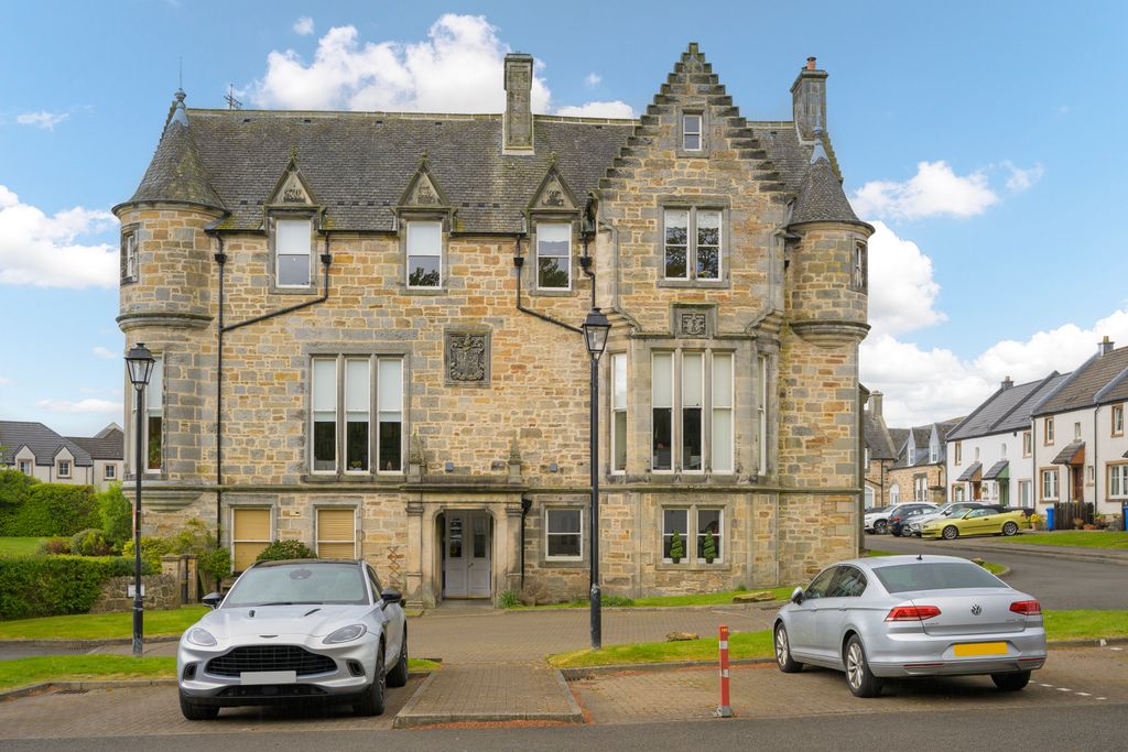 Additional image 34 of 3 bed flat for sale11 Craigflower House, Torryburn KY12