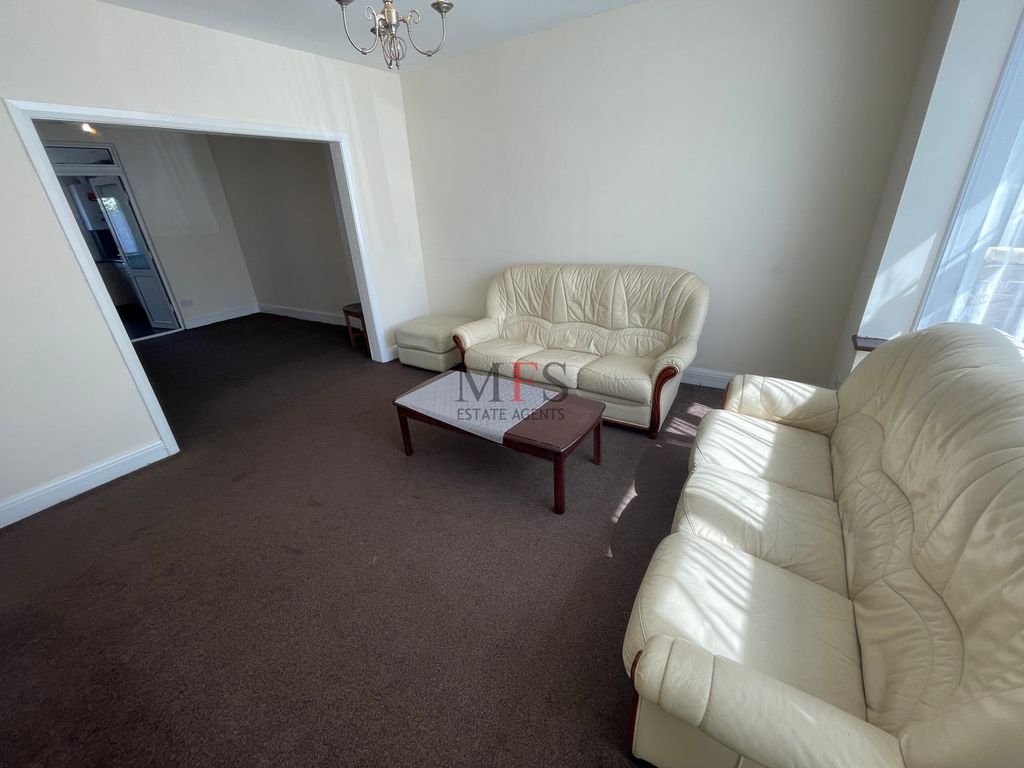 Property photo 2 of 26 Photo 6
