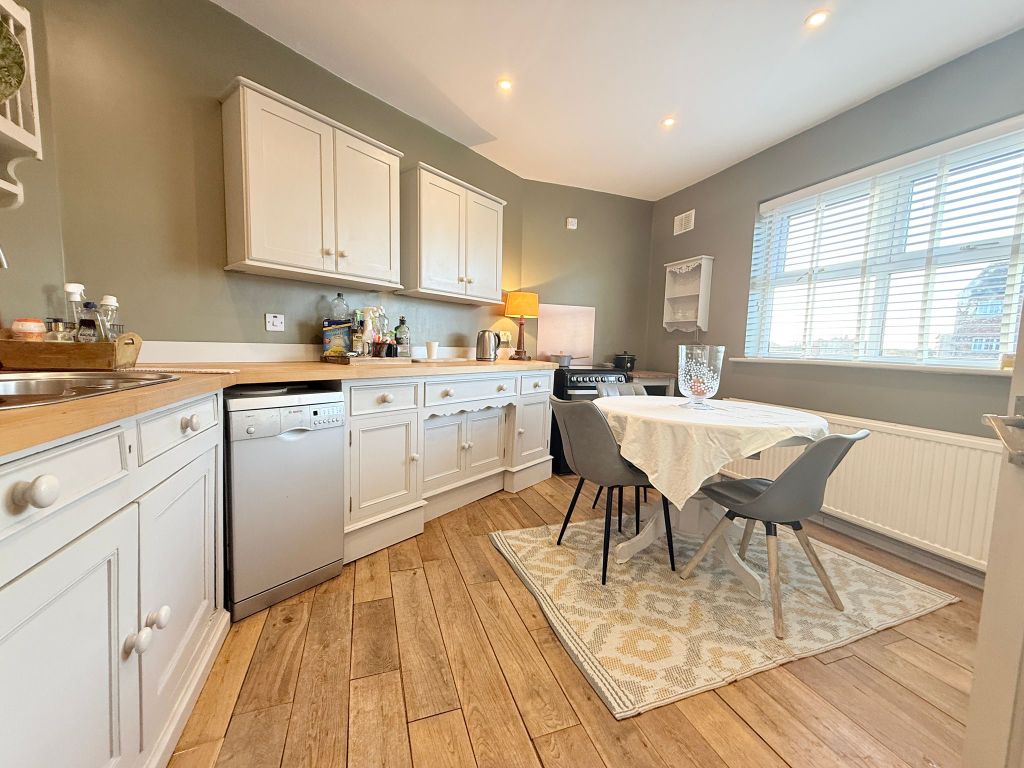 Property photo 2 of 18 947Af865-3E6B-48Db-9Ac8-9E6846E03ce9