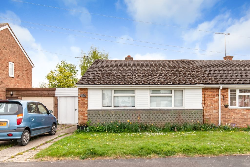 Property photo 1 of 8 90892