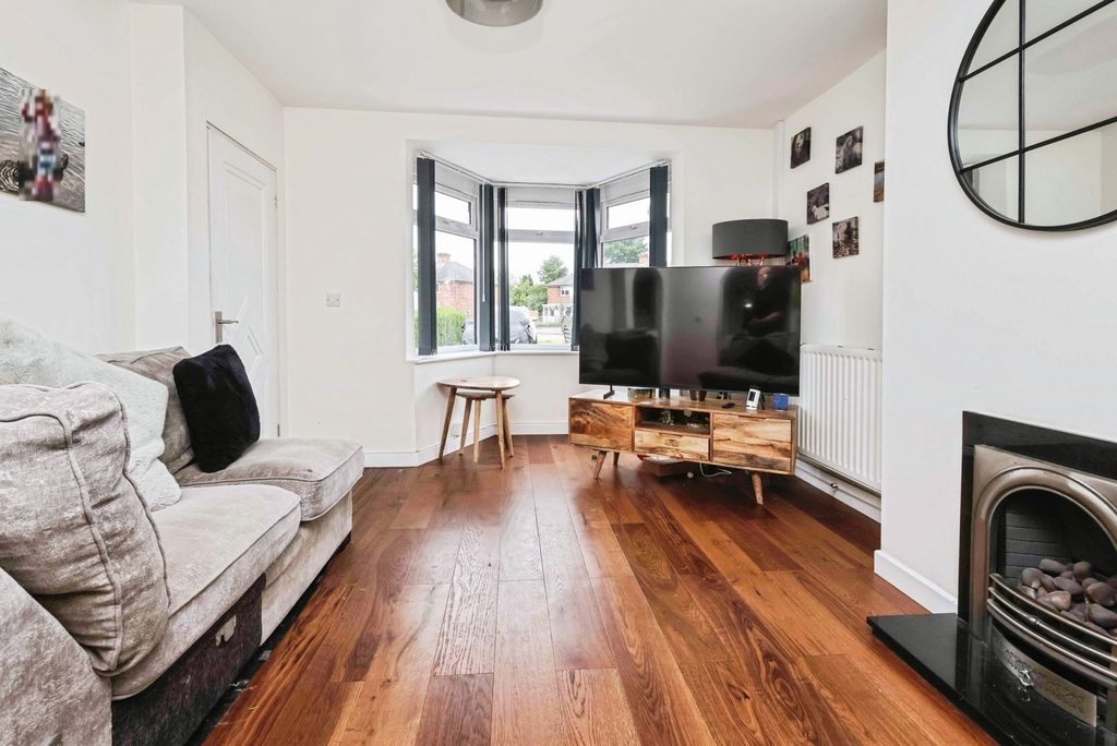 Property photo 2 of 18 Pbox-Img.Jpg