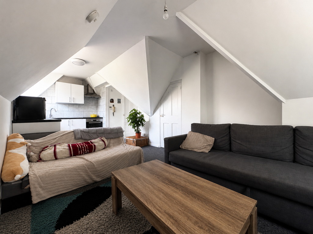 Property photo 1 of 5