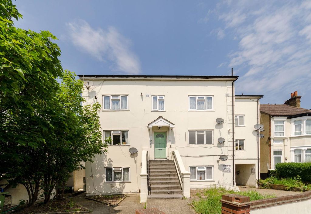 Property photo 1 of 6