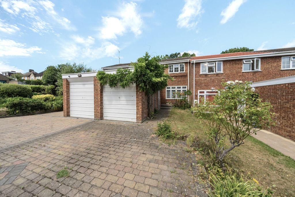Property photo 1 of 20 1311332-20-685A9c...