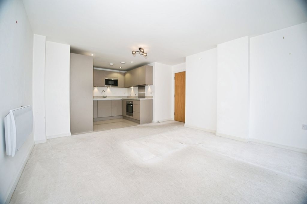 Property photo 2 of 20 Livin/Dining Area