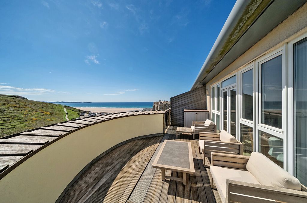 Property photo 1 of 13 1454255-14-69Fa06...