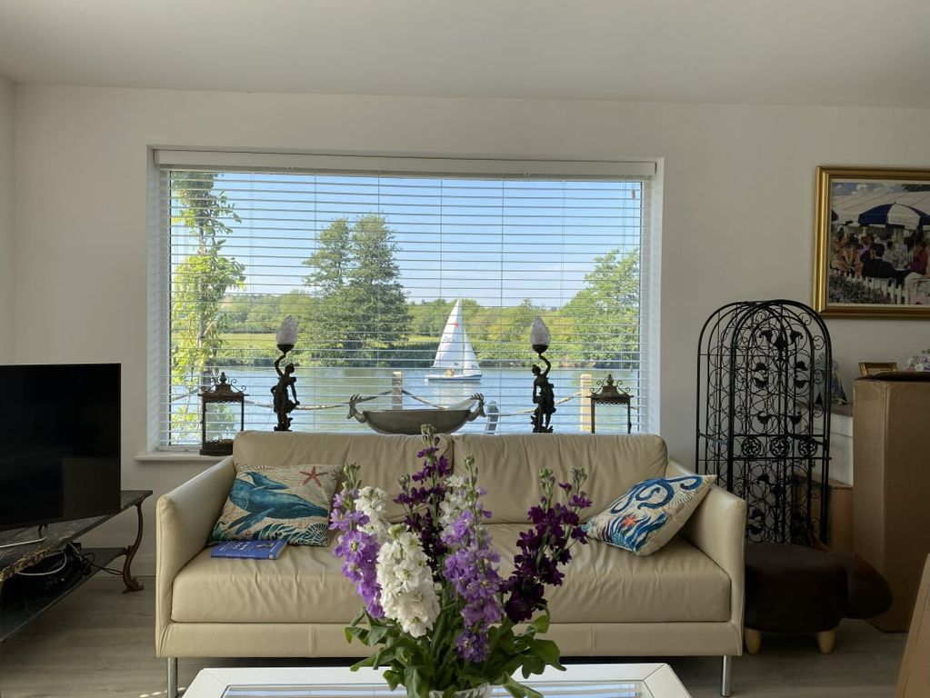 Property photo 3 of 34