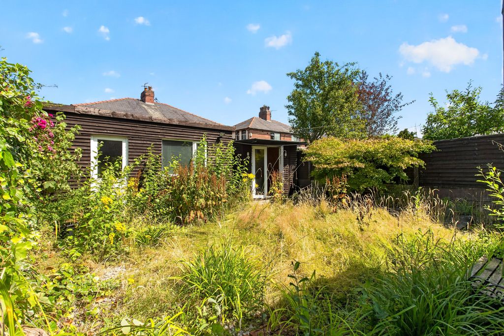 Property photo 3 of 21