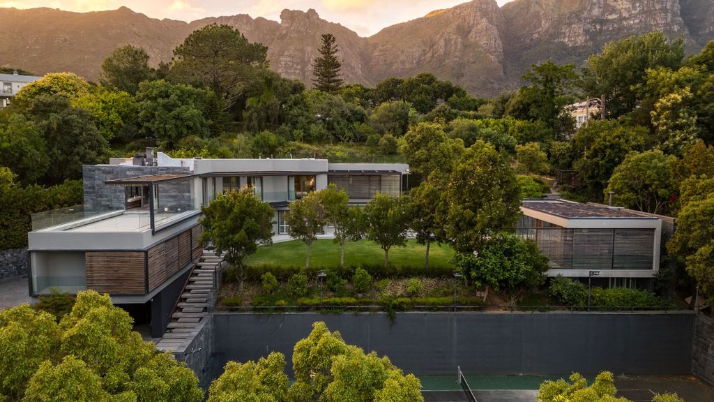 Property photo 3 of 63 Kw1724375