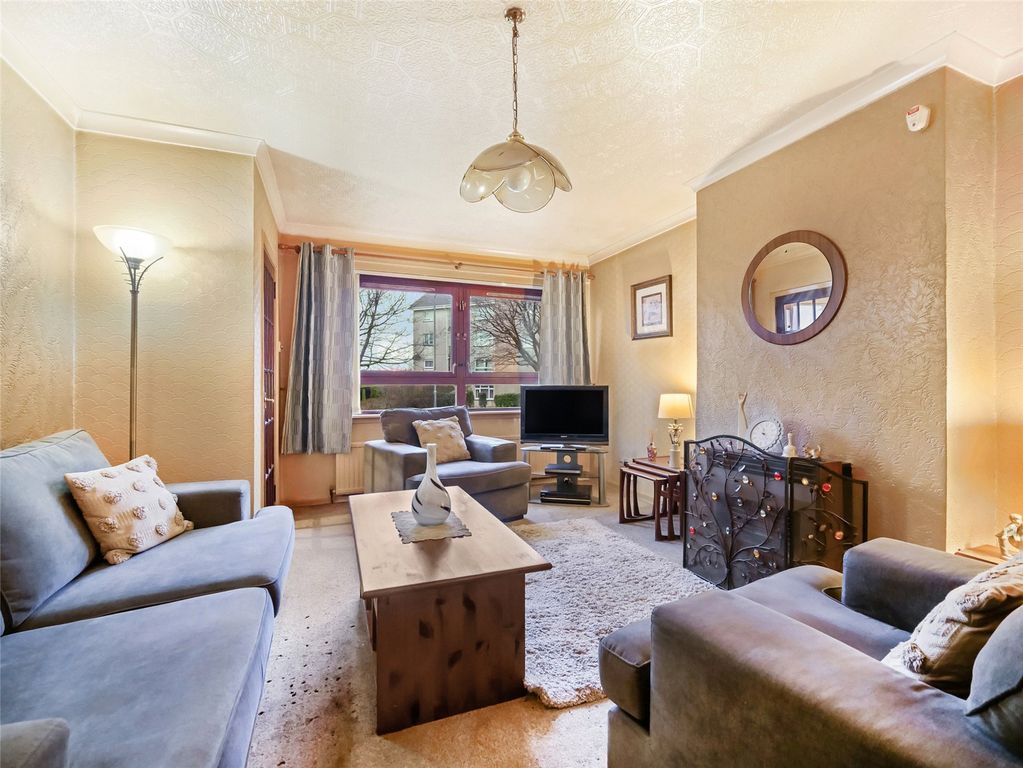 Property photo 2 of 20 Picture No. 12