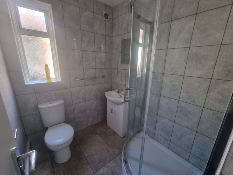 Property photo 2 of 14 Photo 12