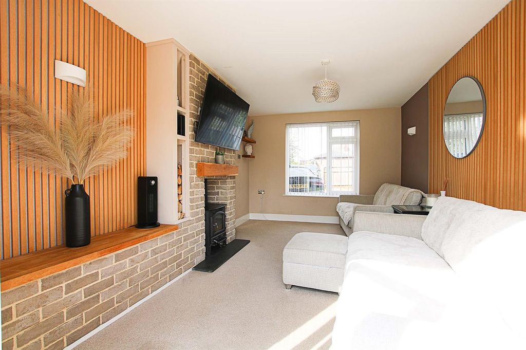 Property photo 2 of 13 Living Room.Jpg