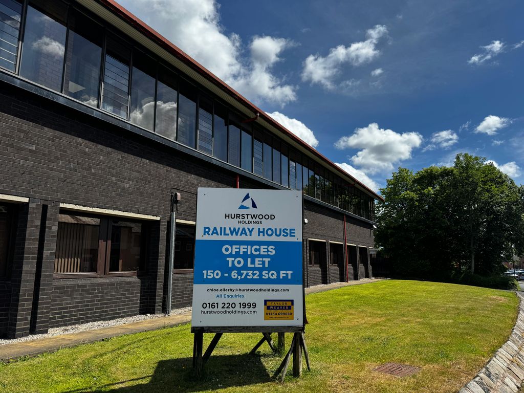 Property photo 2 of 8 Img_8579.Jpg