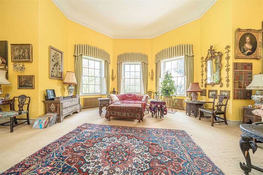 Property photo 3 of 8