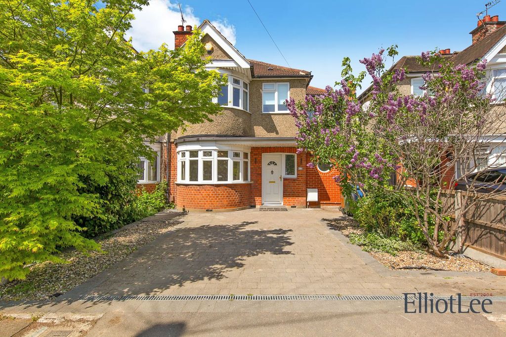 Property photo 1 of 21